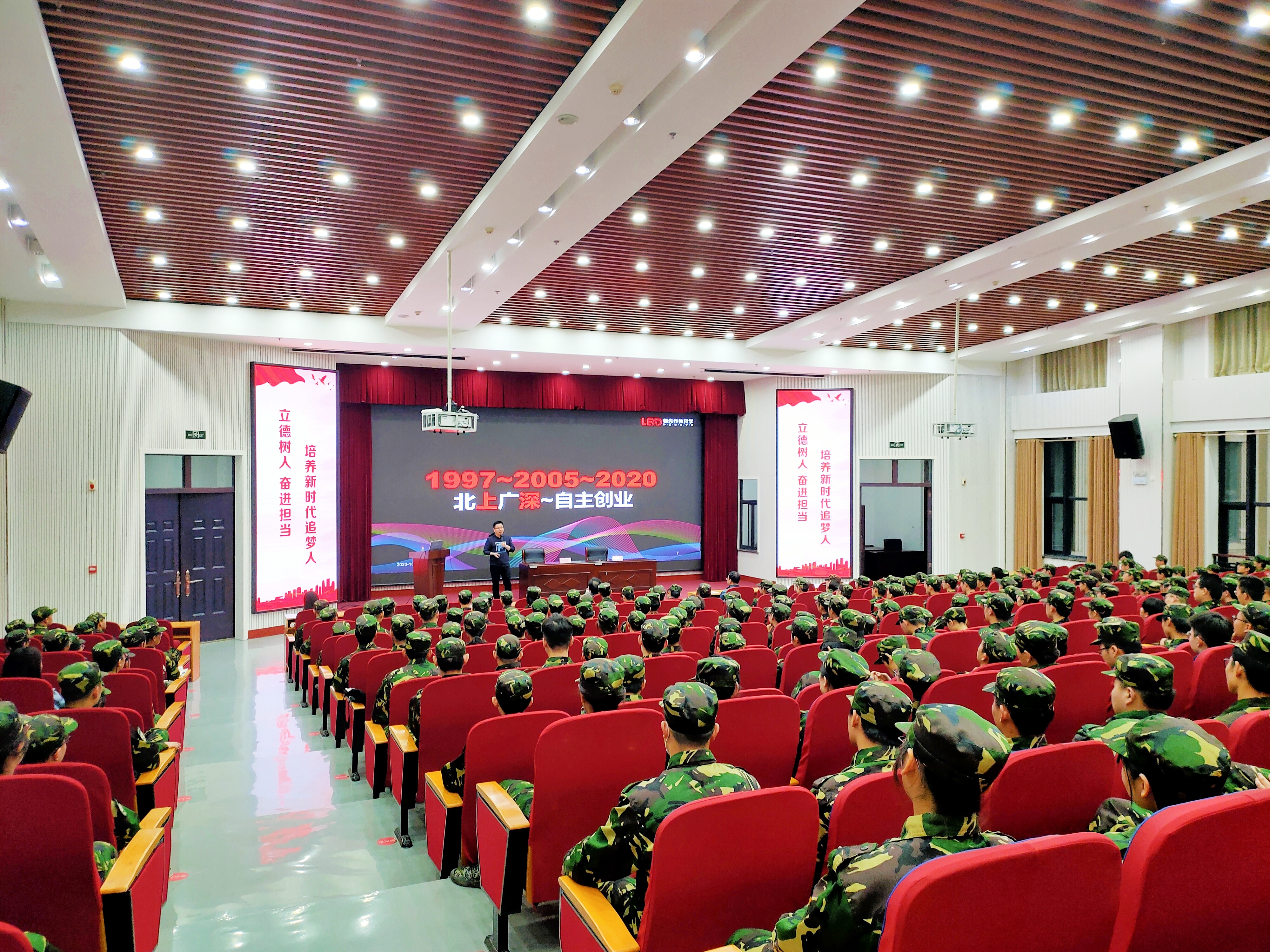 在线德州扑克现金