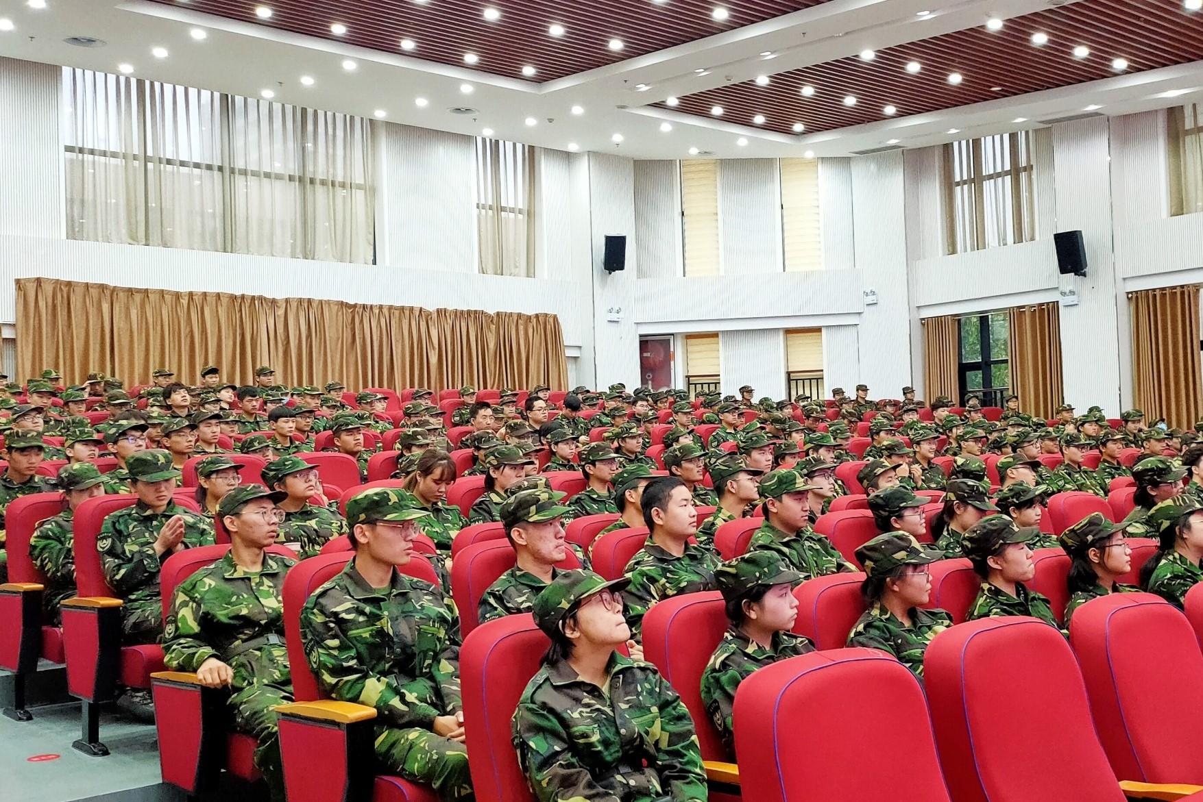 在线德州扑克现金